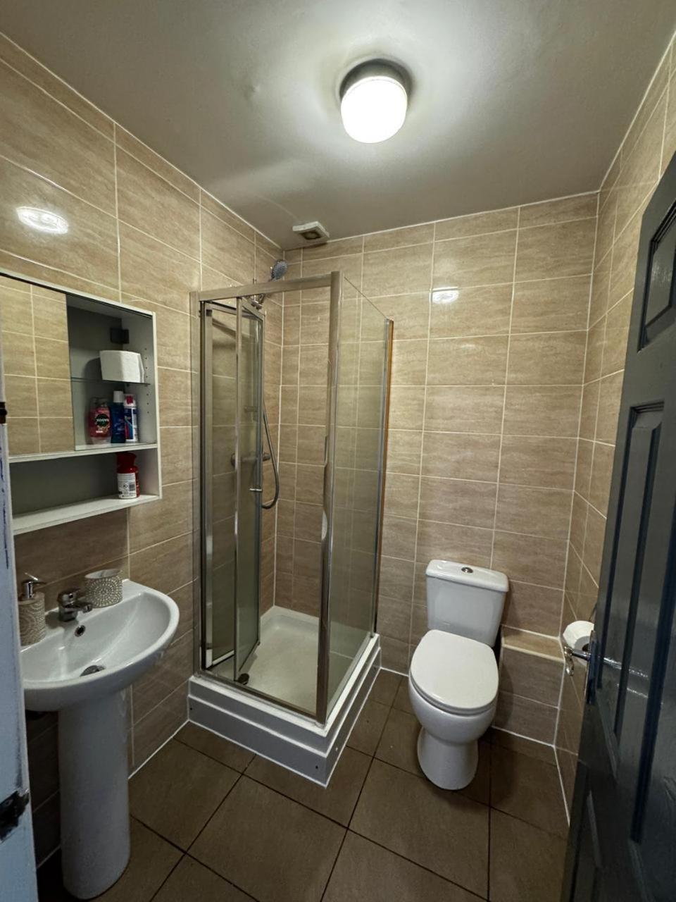 Woolpack Aparthotel Хъдърсфийлд Екстериор снимка